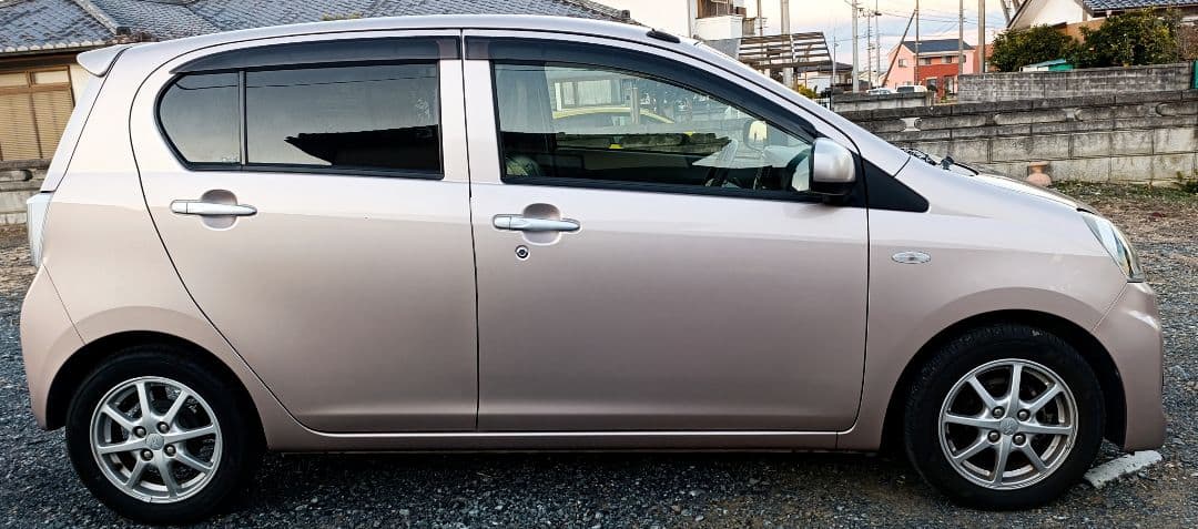 ダイハツ　ミラ イース　年付Ｈ25　63821キロ