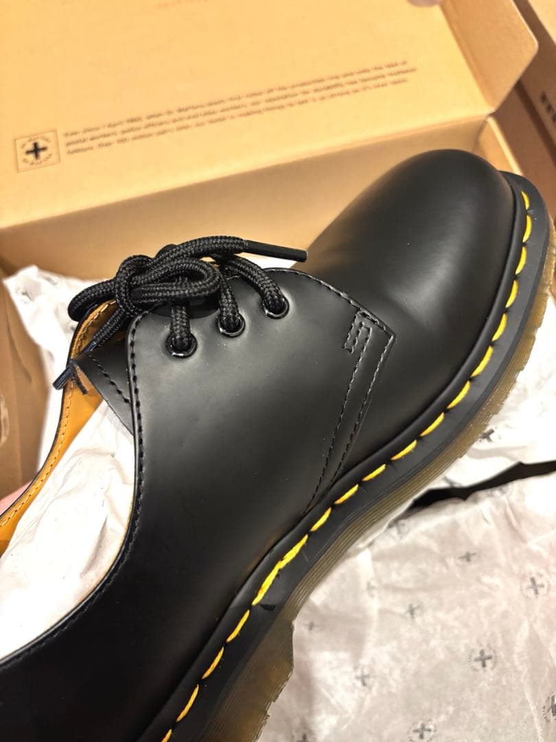 Dr.Martens 3ホール　1461 UK5