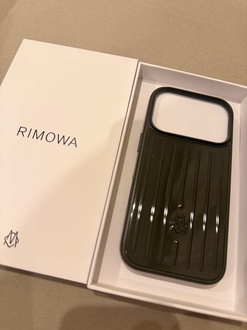 RIMOWA iPhone 17 Pro MagSafe ケース スレートグレー