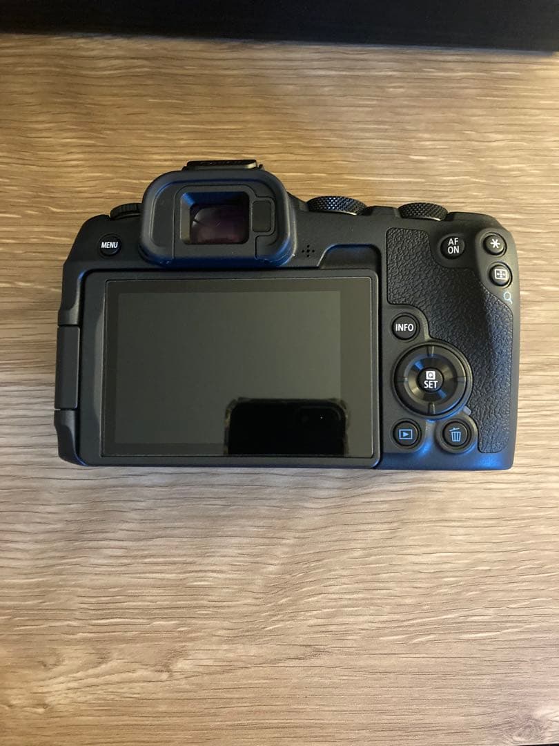 Canon EOS R8 付属品付き