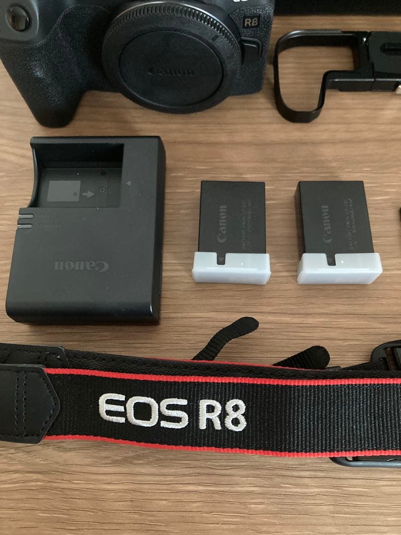 Canon EOS R8 付属品付き