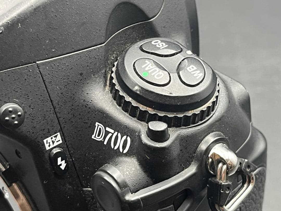 Nikon D700 デジタル一眼レフカメラ 充電器付き