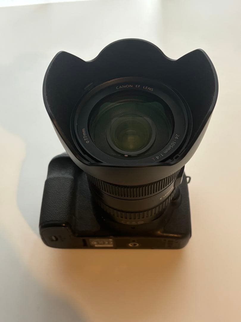Canon EOS 6D本体+レンズ(Canon EF 24-105mmUSM)