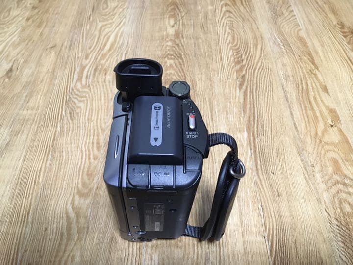 ビデオカメラ DCR-HC62