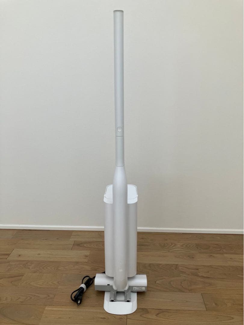 Panasonic セパレート型コードレス掃除機　MC-NS10K