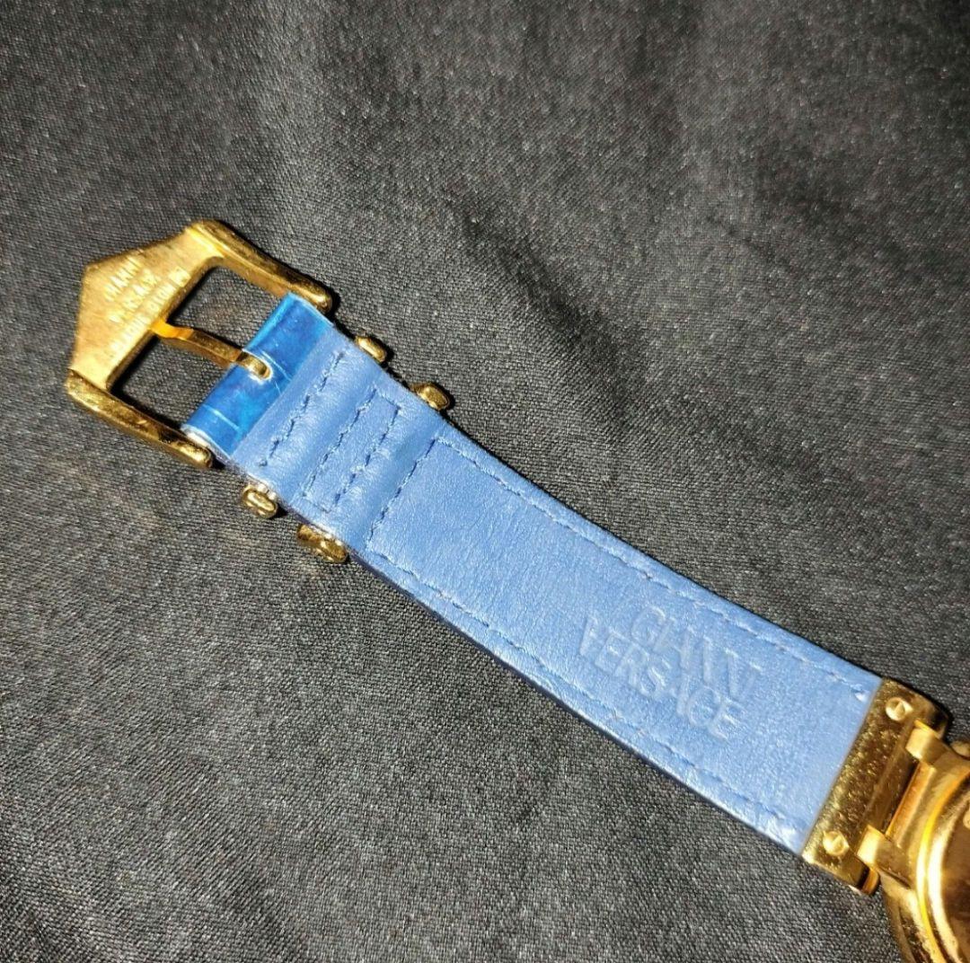 未使用　ジャンニ・ヴェルサーチ　 腕時計 　ウォッチ メデューサ　ゴールド