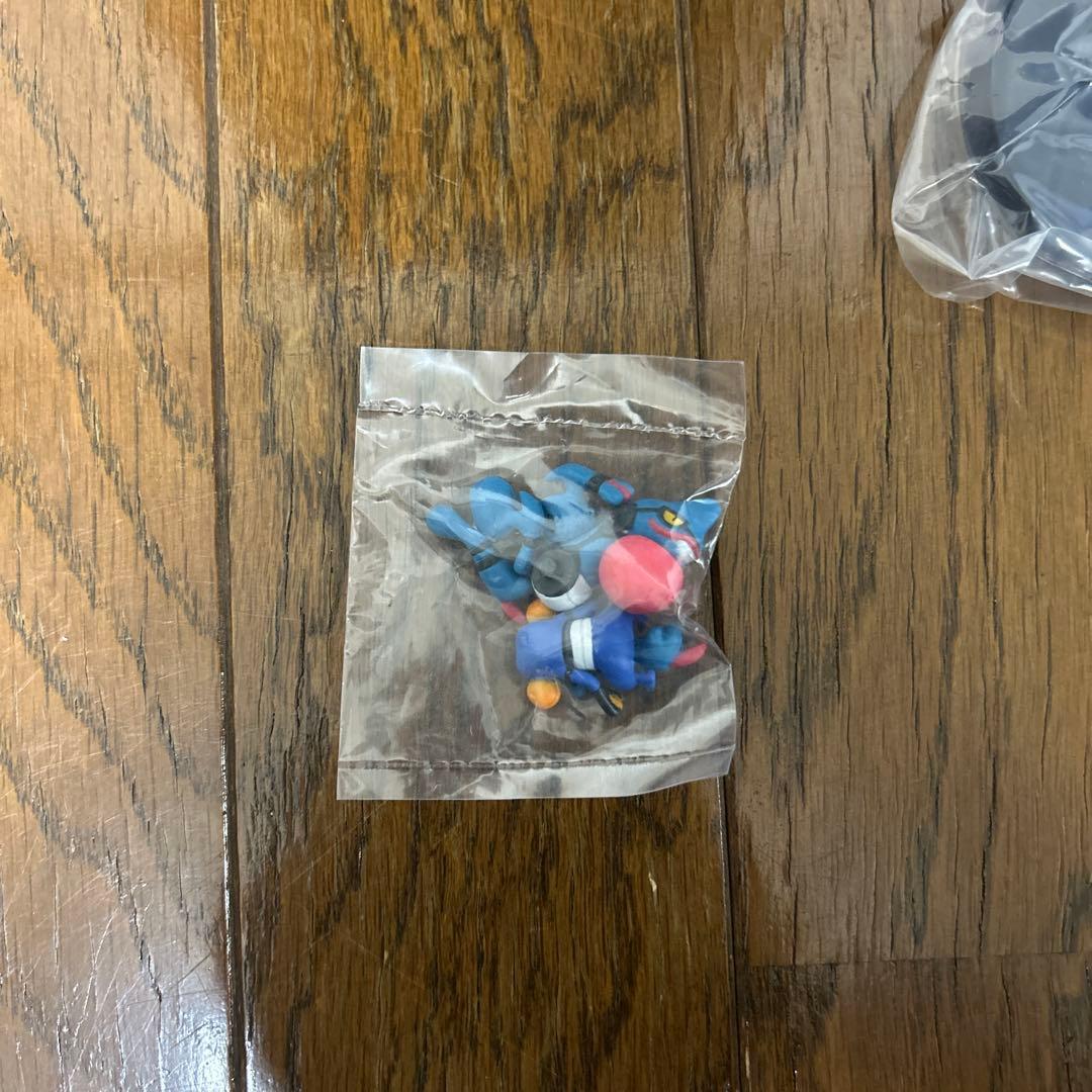 立体ポケモン図鑑 グレッグル ドクロッグ