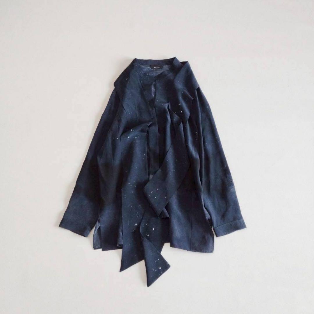 美品⭐️アクリス　長袖ブラウス　ボウタイ　オオカミ　星柄　シルク100% 13号