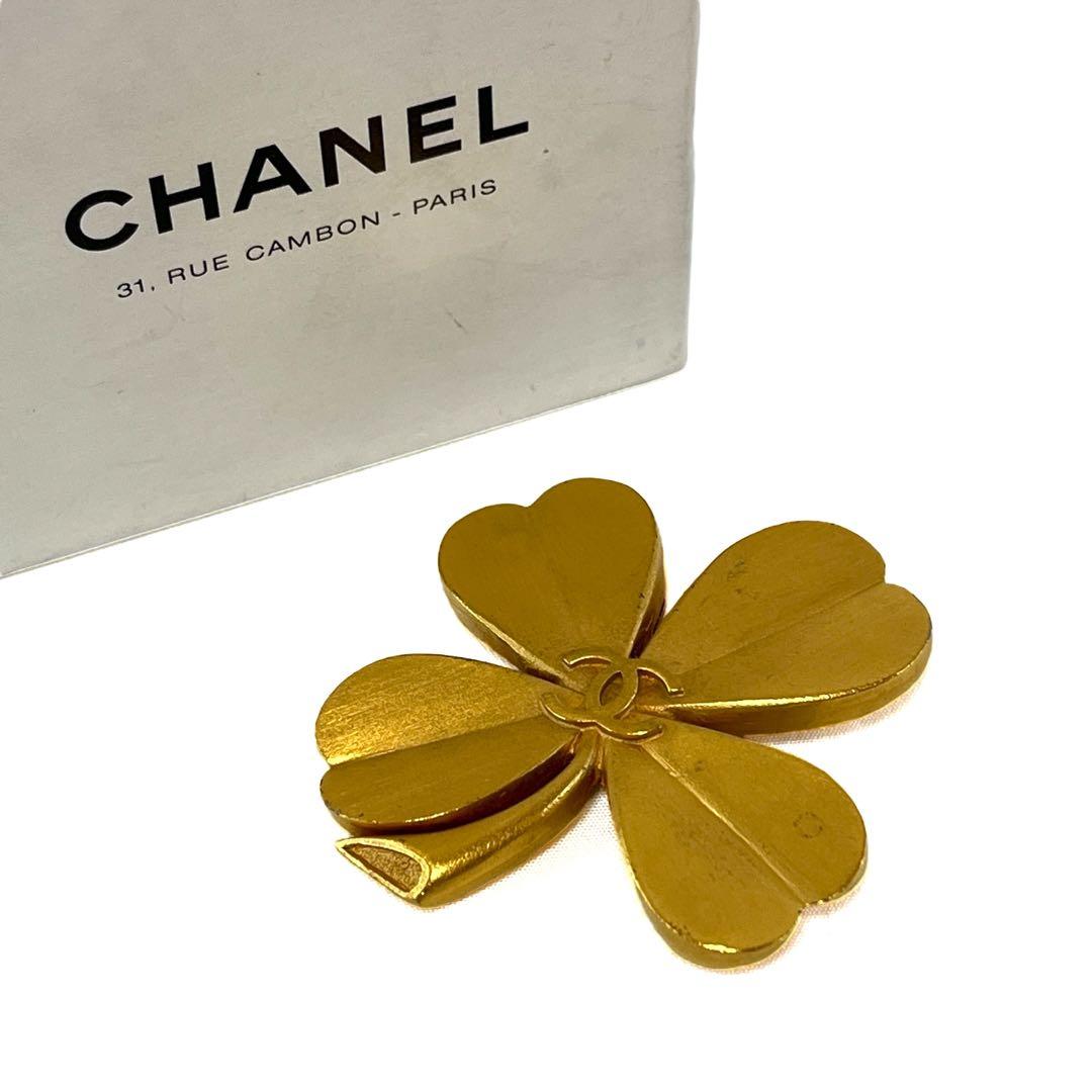 CHANEL シャネル ブローチ クローバー ココマーク 94P ゴールド