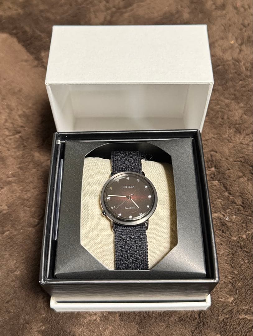 シチズン（CITIZEN） エコドライブ　EM1007-47E