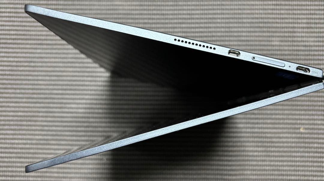 Windowsタブレット本体 YOGA BOOK with Windows YB1-X91L