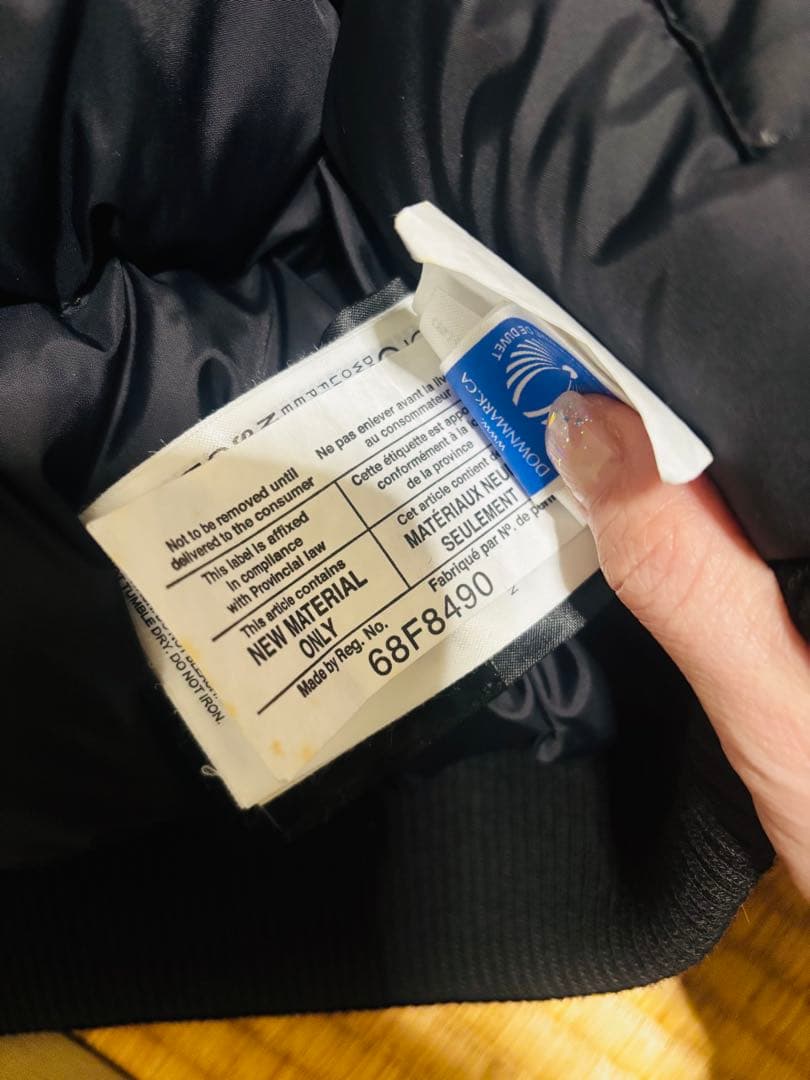 カナダグース ベージュ ダウンジャケット　ラブラドール　美品