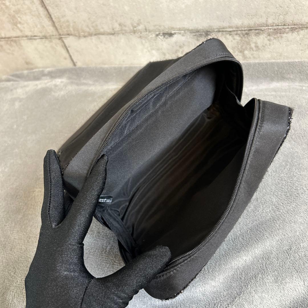 ❤️新品❤️CHANEL ❤️大容量ブラックバッグ　メイクポーチ　ノベルティ　ツィード