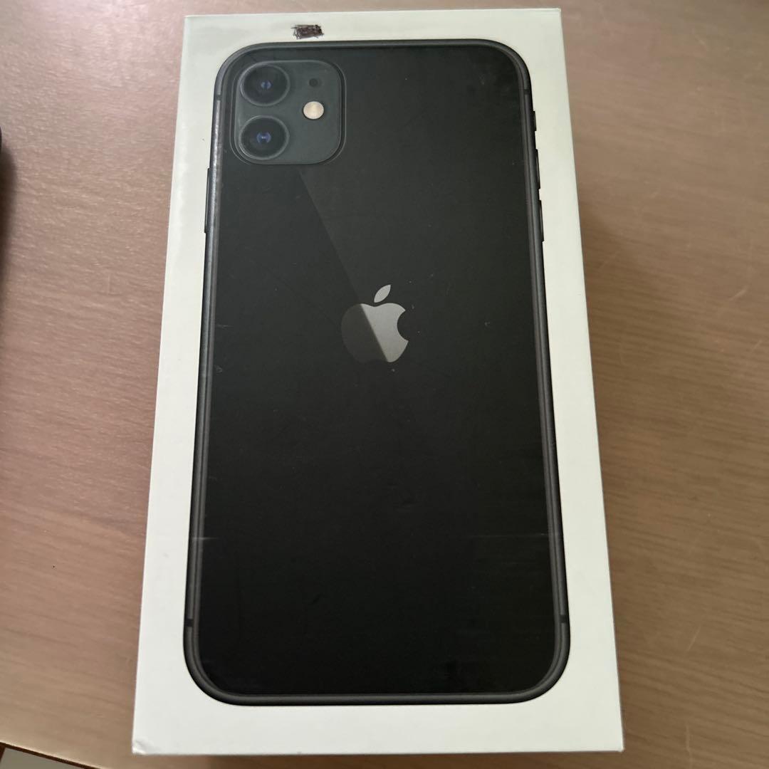 Apple iPhone 11 本体 64GB ブラック