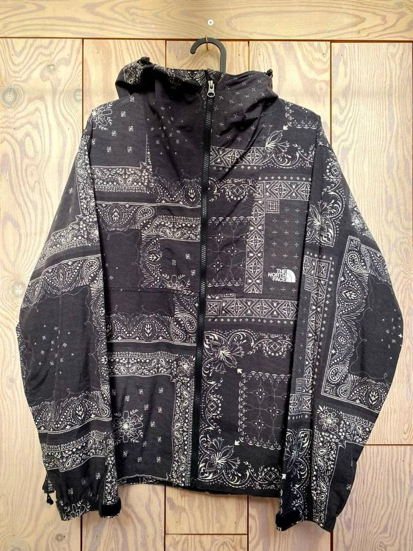 THE NORTH FACE ノベルティコンパクト ジャケット【ペイズリー柄】