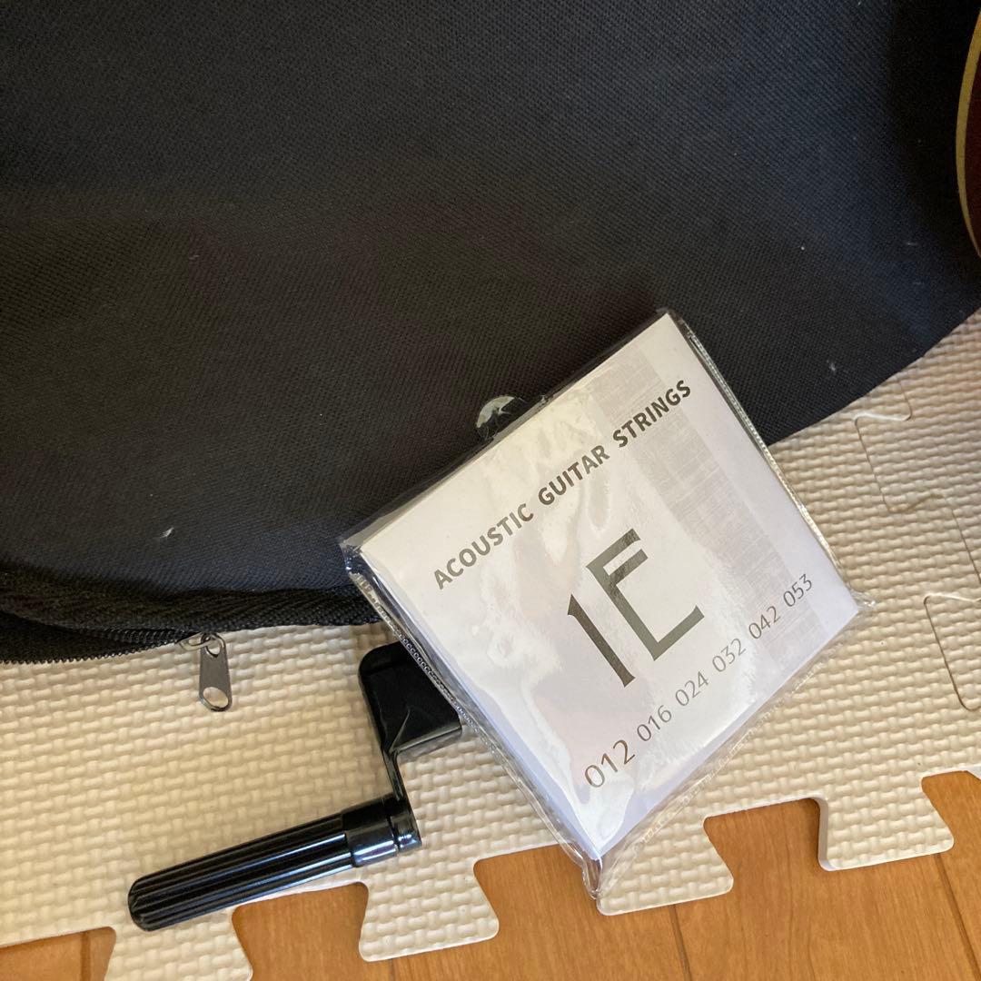 Yamaha アコースティックギター 6弦 ドレッドノート　ヤマハ　おまけ