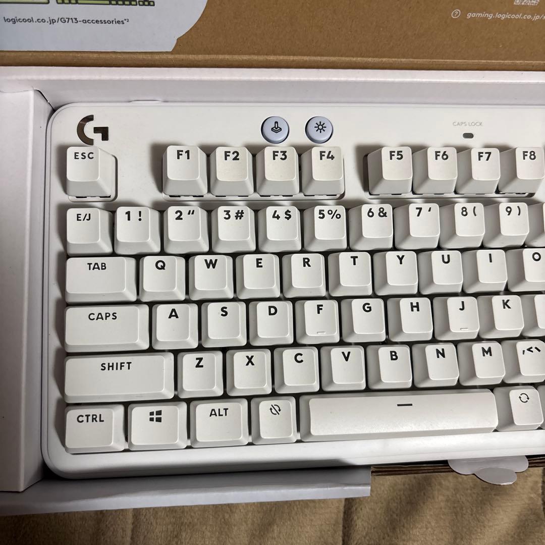 Logicool G713　有線キーボード　オーロラコレクション タクタイル