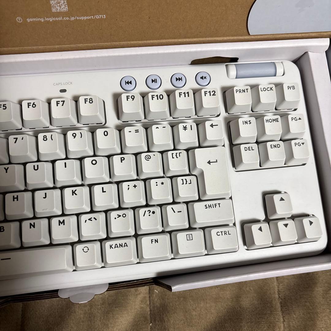Logicool G713　有線キーボード　オーロラコレクション タクタイル