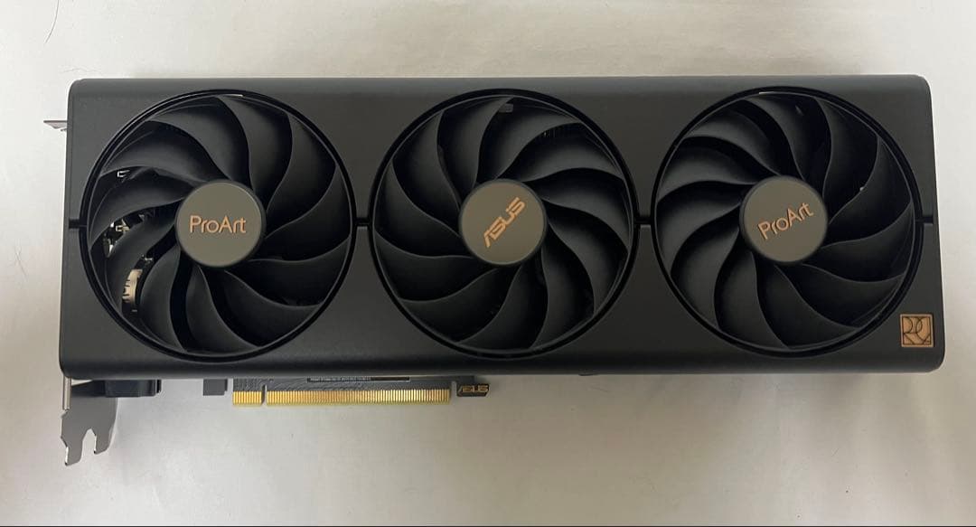 【ほぼ未使用】ASUS ProArt GeForce RTX 4060 OC