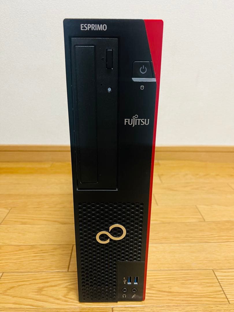 Fujitsu デスクトップパソコンOffice/ 新品SSD256/16GB
