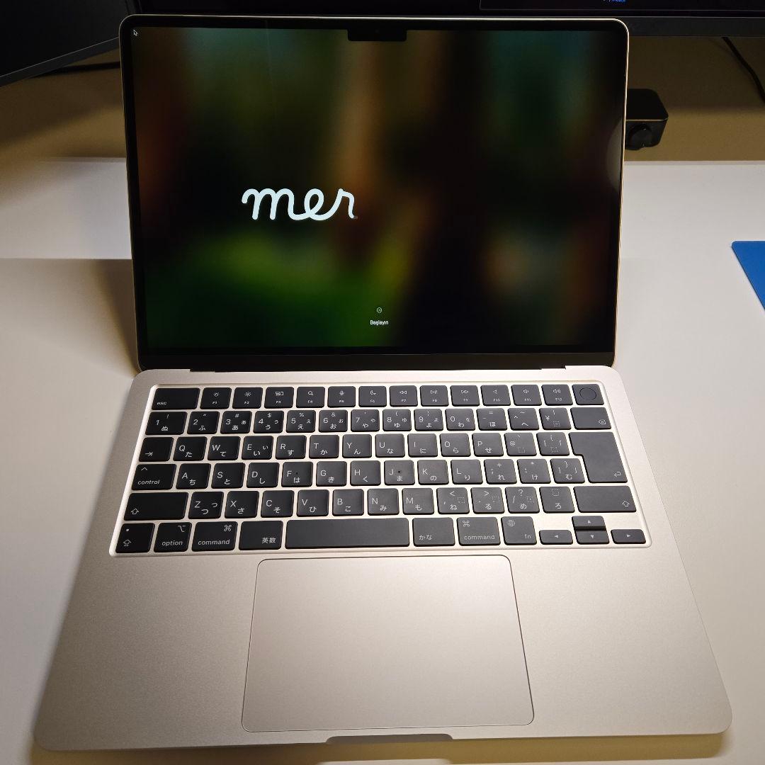 MacBook本体 MacBook Air (M2, 2022) FLY13J/A