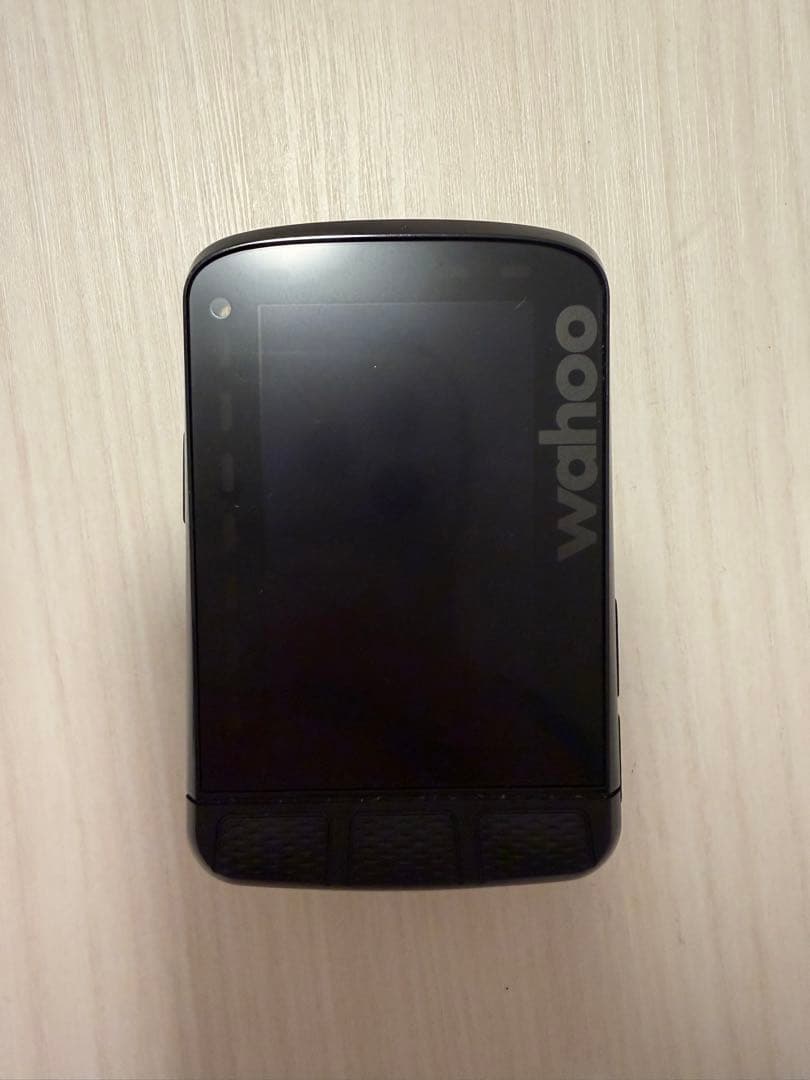 Wahoo ELEMENT ROAM サイクルコンピューター本体（付属品付き）