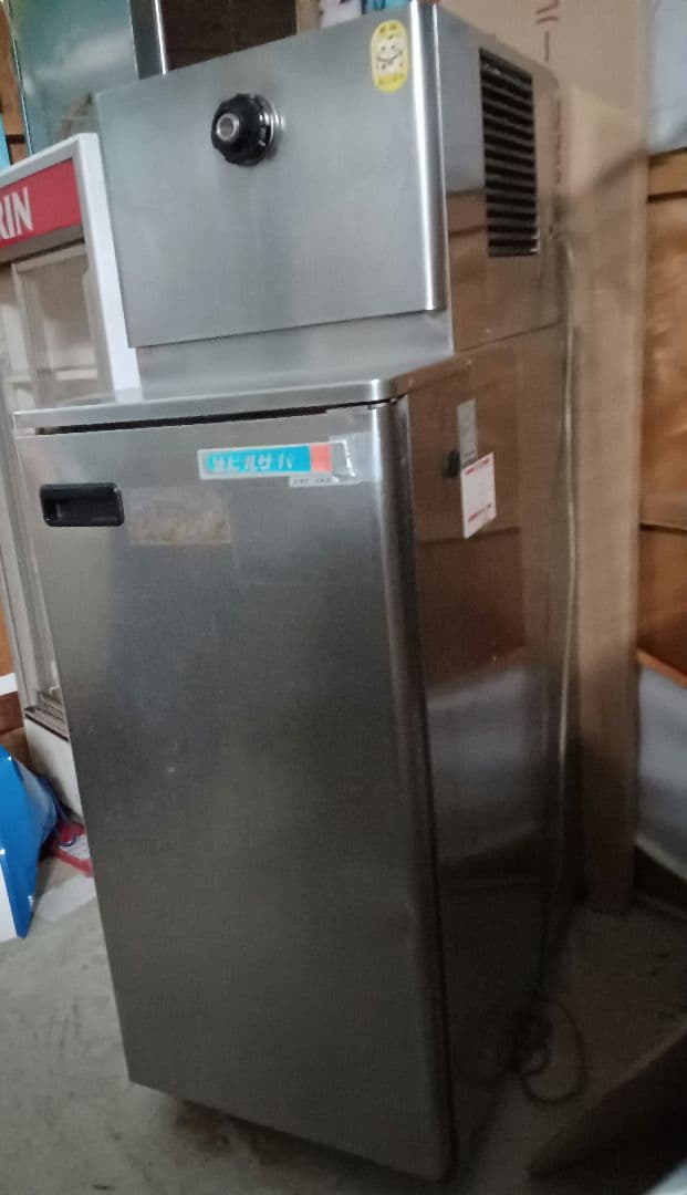 樽内蔵型大型ビールサーバー