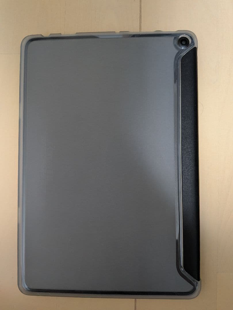 Fire HD 10(第13世代) 32GB 美品　※保護ガラス、カバー付