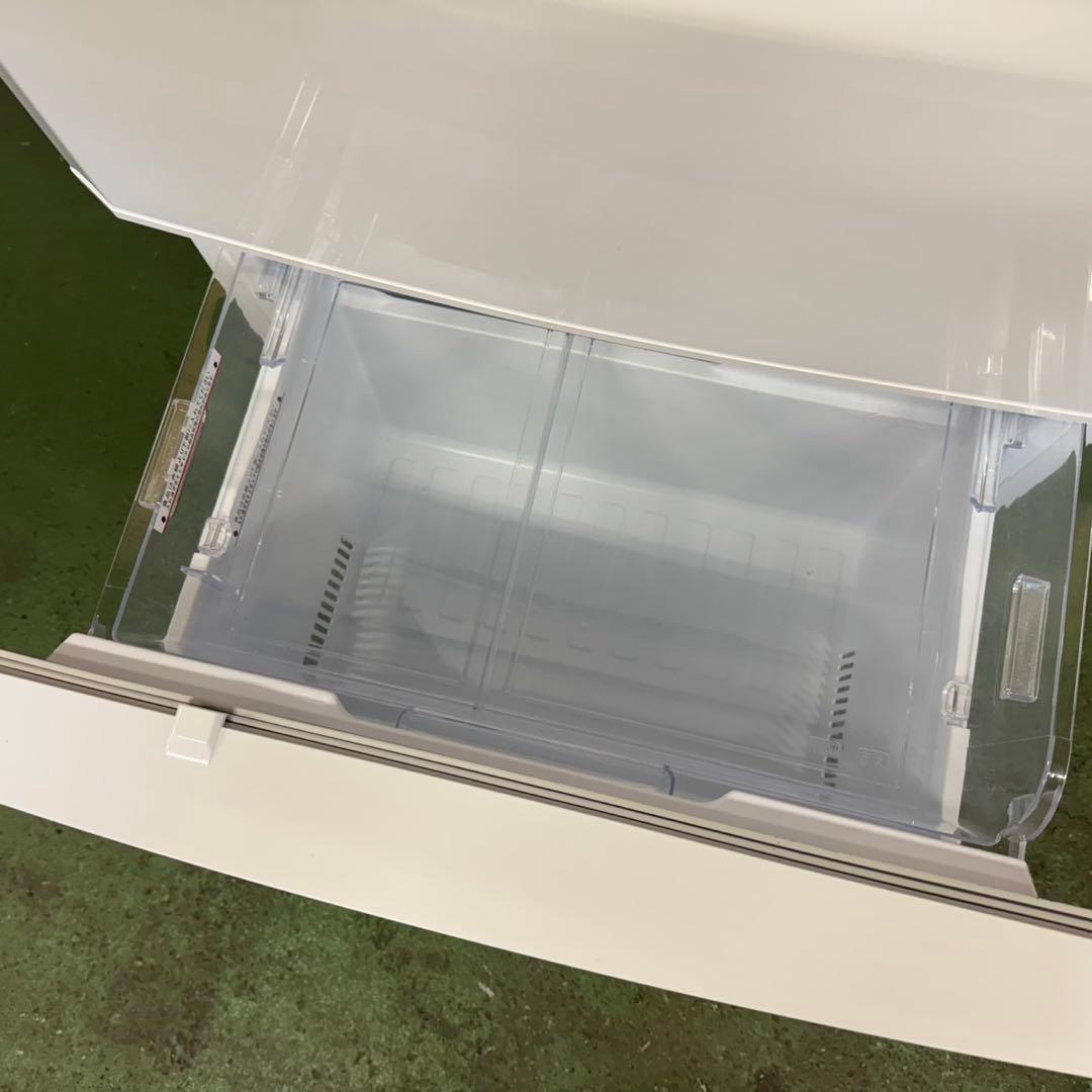 320送料設置無料 三菱　自動製氷機能付き大型冷蔵庫　330L 3ドア