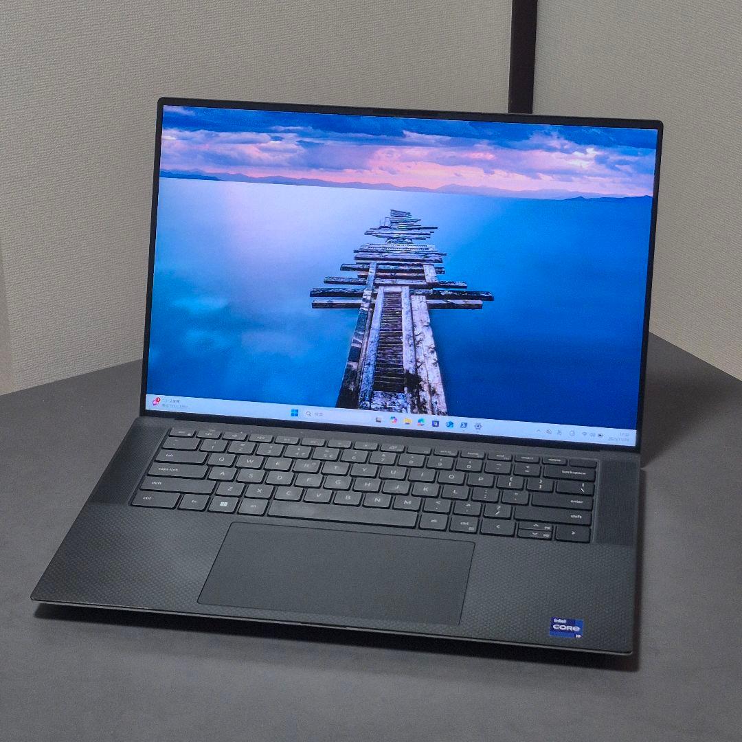 Windowsノート本体 Dell Core i9/32GB/1TB XPS15