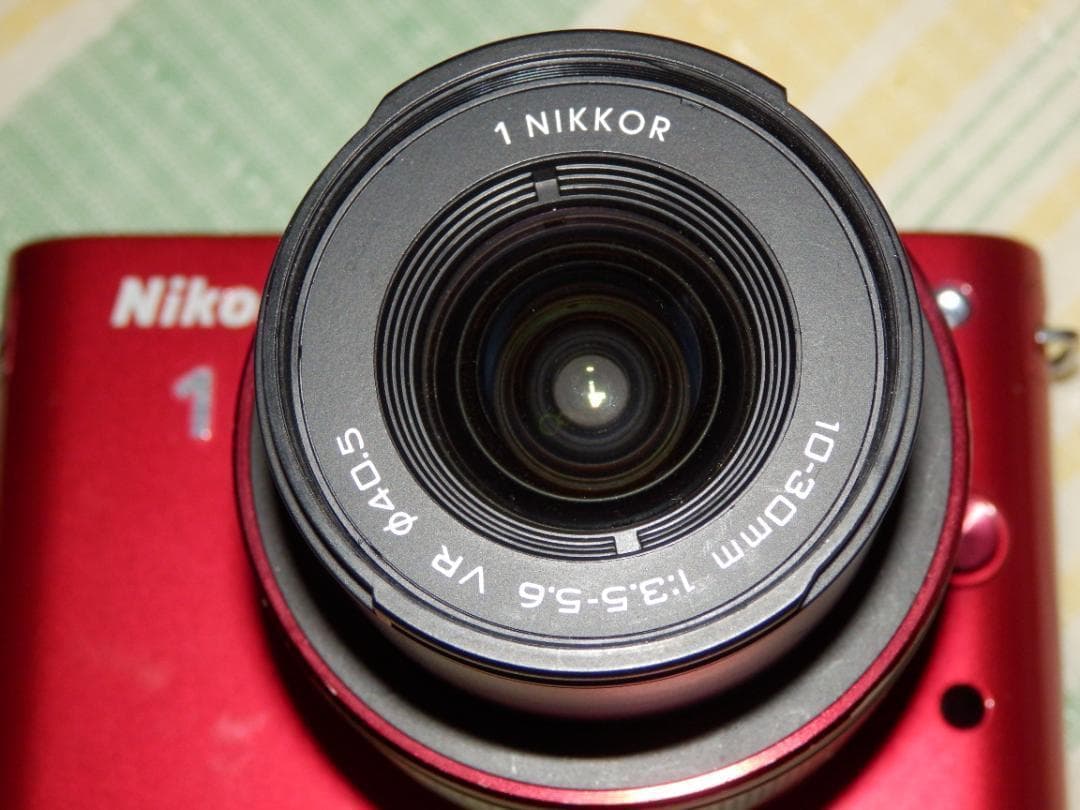 ⭕️動作品❤️完品❤️ニコン1 赤 J1★ミラーレス一眼❌除外GR-N2000等