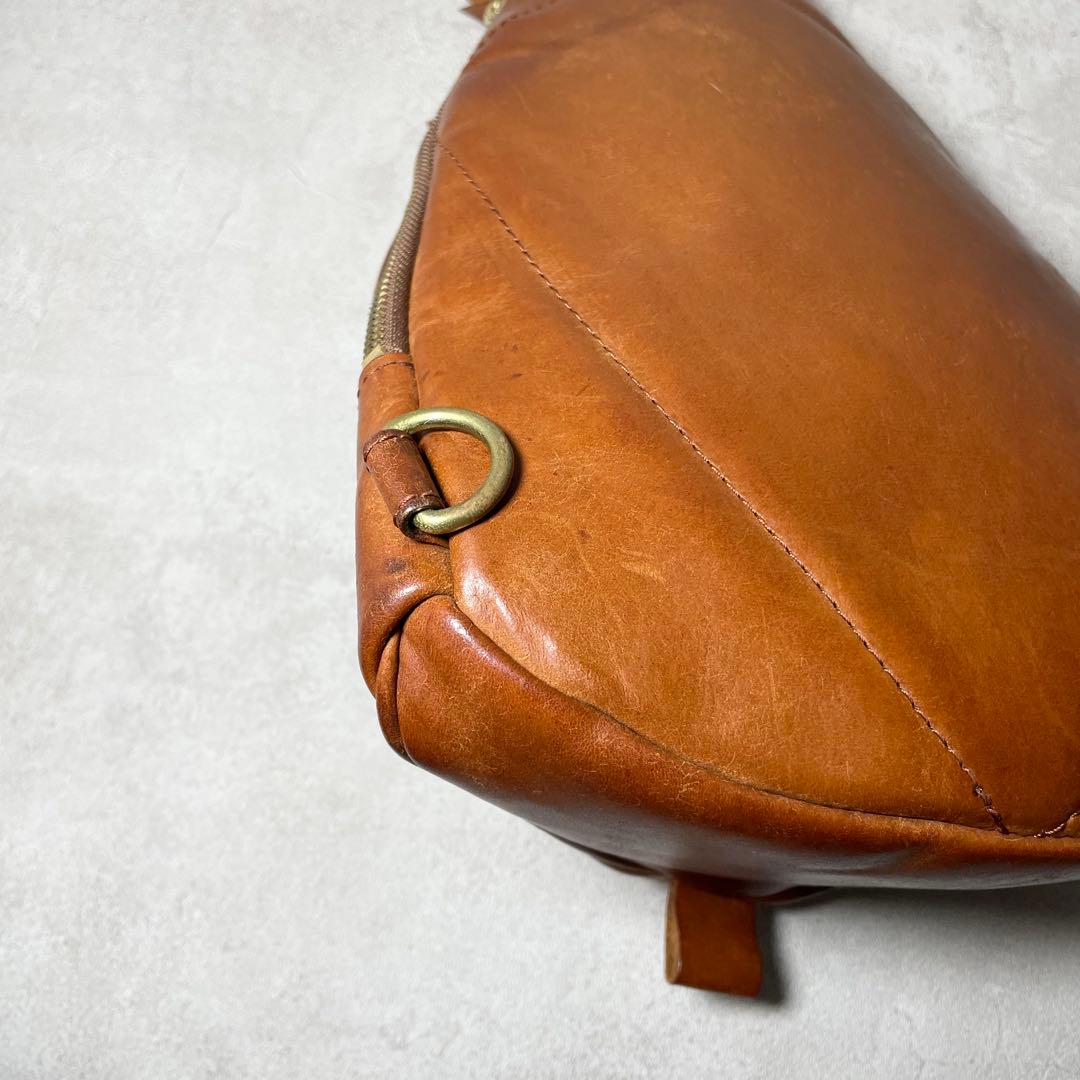 【極美品・廃盤品】ryu ボディーバッグ レザー ショルダーバッグ メンズ 茶