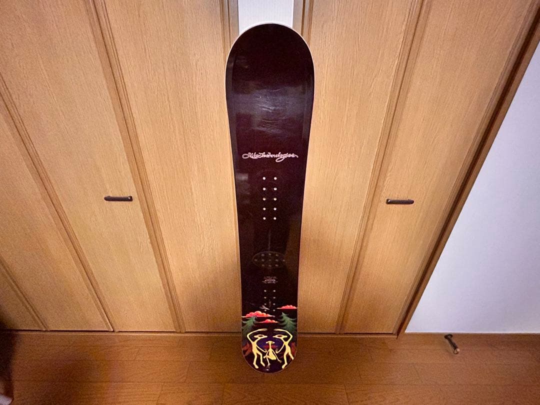 LIBTECHのジェイミーリンのシグネチャーモデル