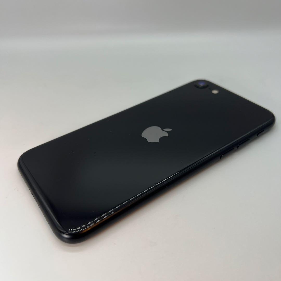 iPhoneSE2 64GB ブラック
