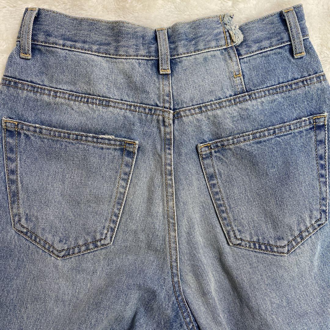 たまき　MOUSSY CROSS WAIST WIDESTRAIGHT 1