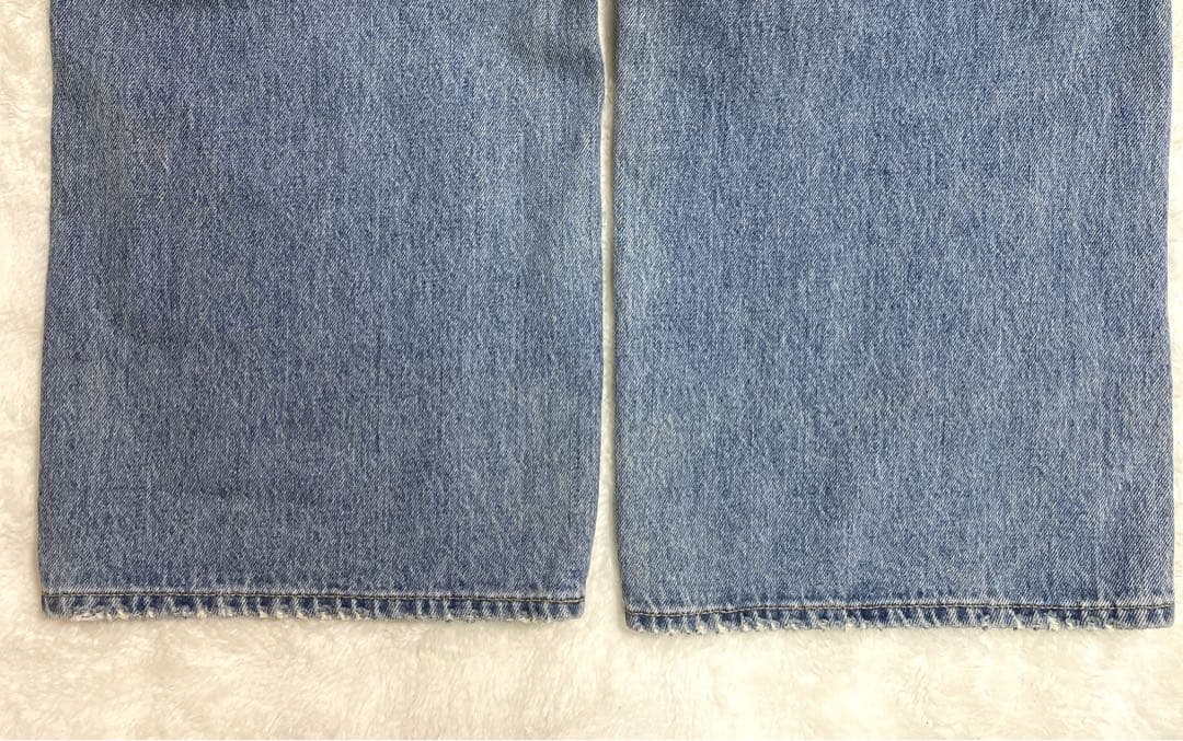 たまき　MOUSSY CROSS WAIST WIDESTRAIGHT 1