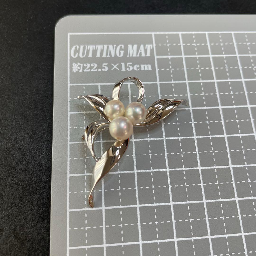 ミキモト　ブローチ　入学式　卒業式　あこや真珠　ブランド　シルバー製　コサージュ