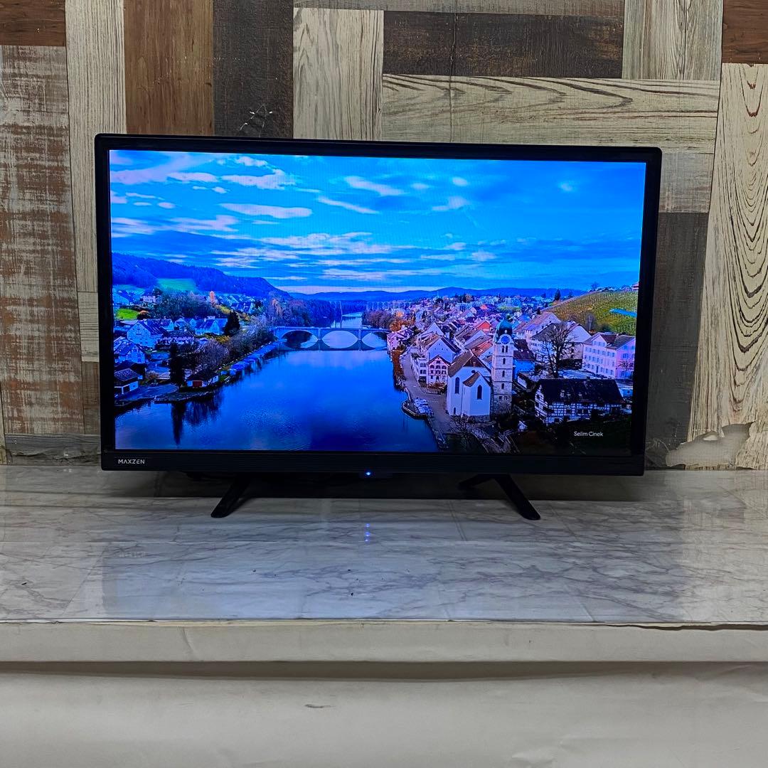 即日受渡❣️全国送料込昨年購入マクスゼン24型液晶テレビWチューナー搭載