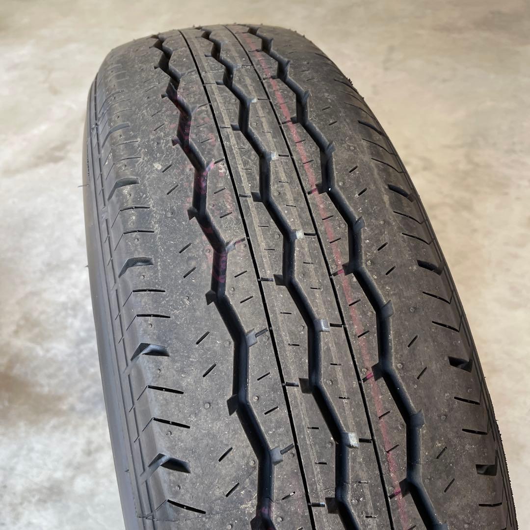 ハイエース新車外し　15インチタイヤホイール ホイールカバーセット