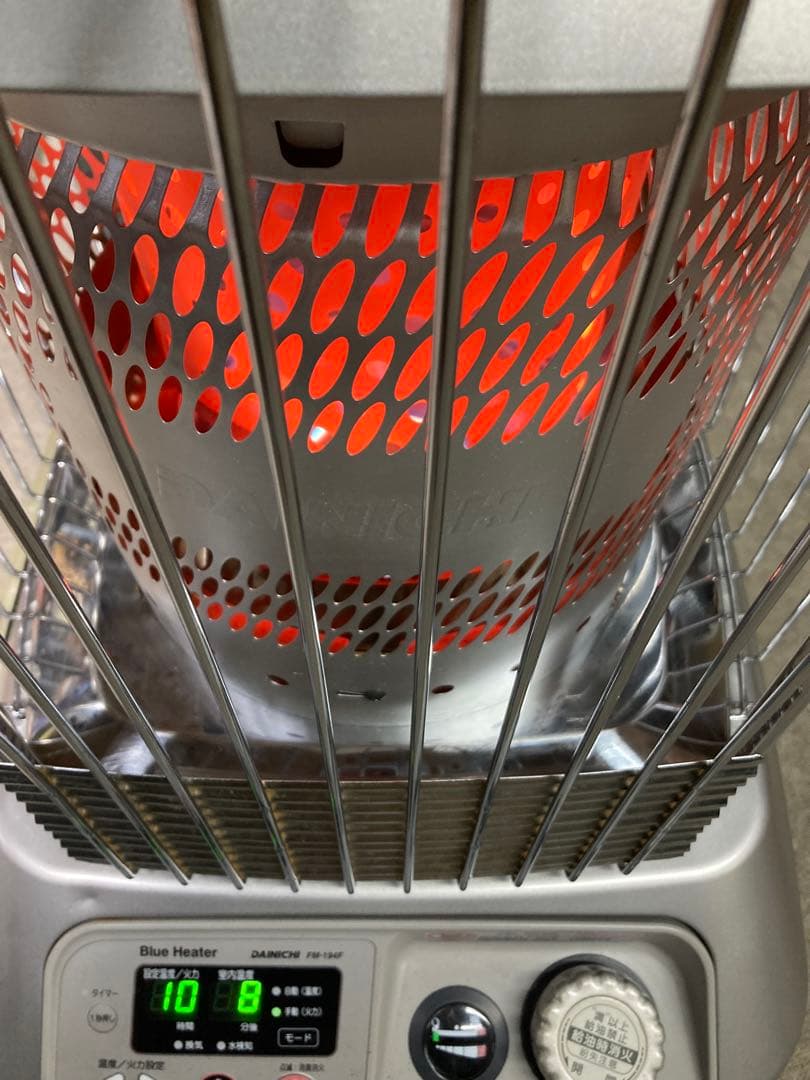 すぐ発送❕　送料無料❕　大型業務用ストーブダイニチブルーヒーターFM-194F⑩