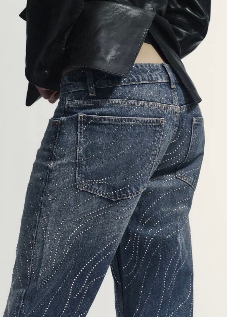 販売終了商品ZARA ローライズストラスワイドレッグデニムパンツ34サイズ