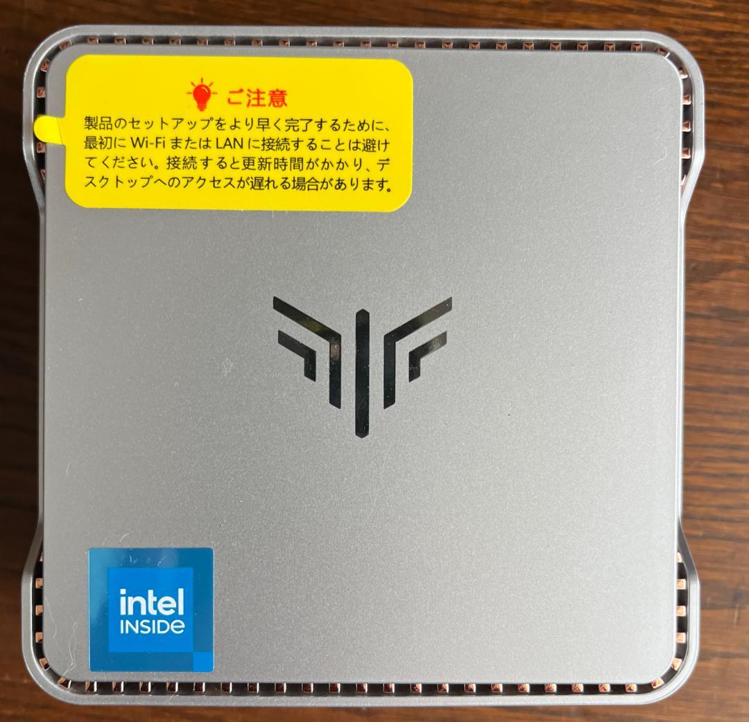 miniパソコン＋ポータブル15㌅モニター他ワンセット