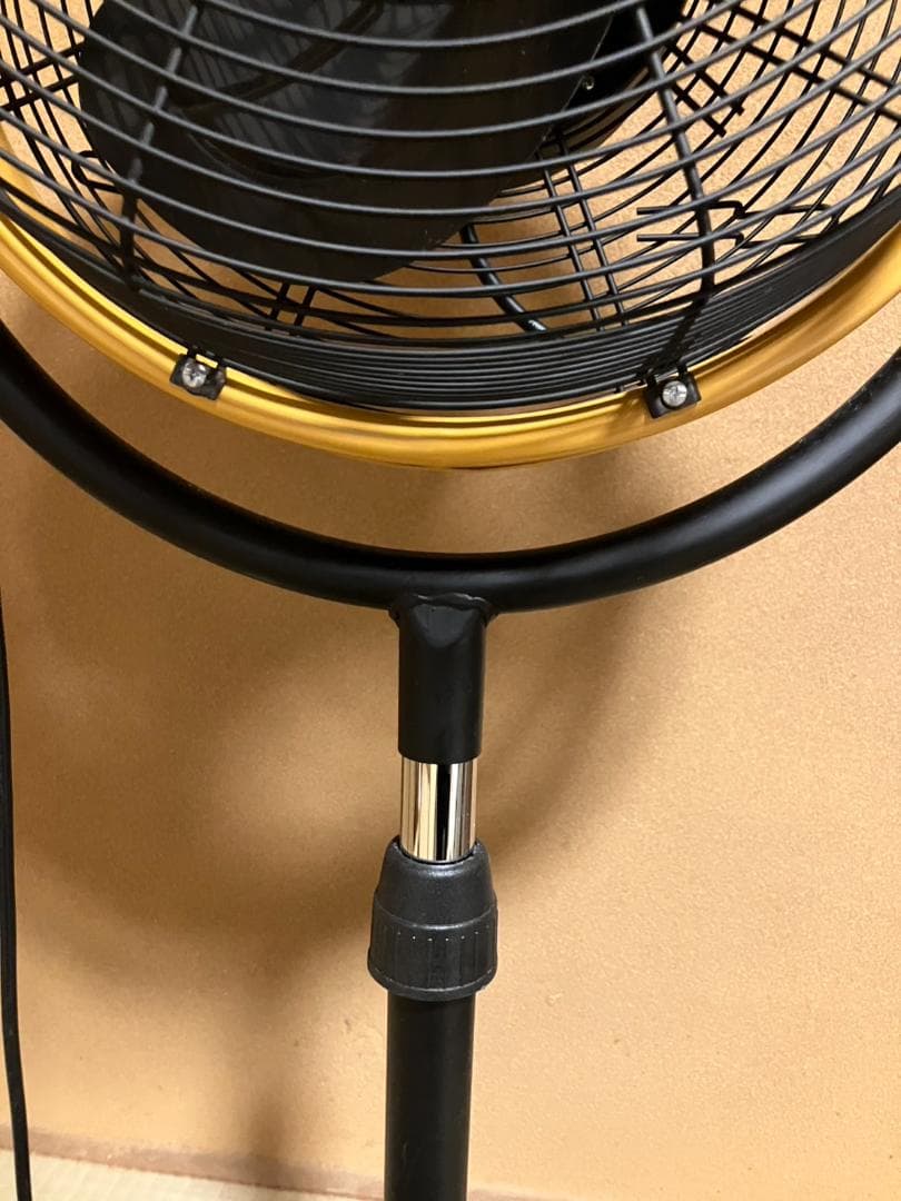 ☆引取限定☆キャタピラー CAT サーキュレーター スタンド式 扇風機 黒・黄