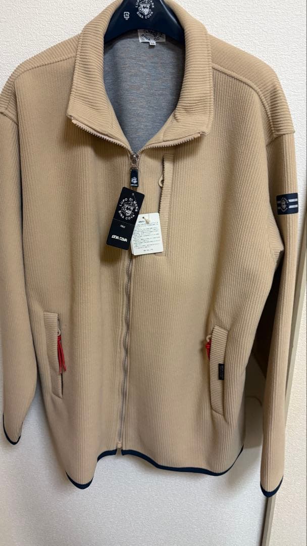 シナコバ　春に向けて ベージュ ジップアップジャケット 新品タグ付き