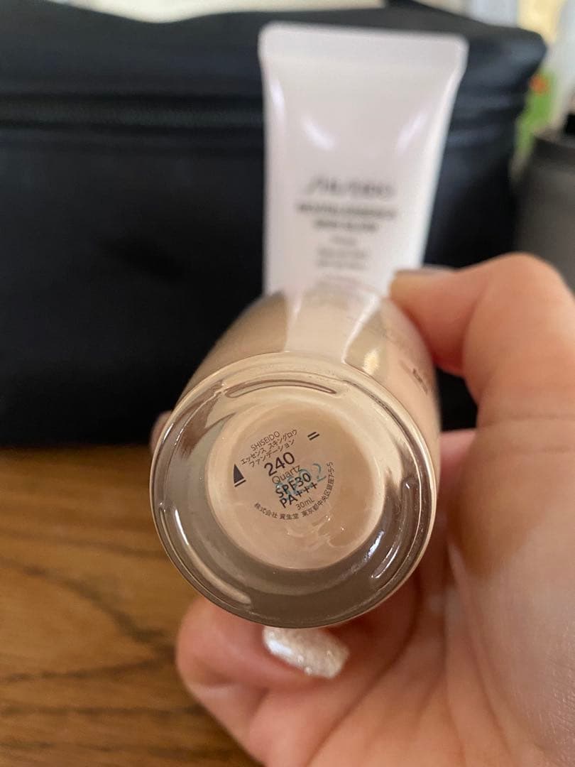 SHISEIDO スキングロウファンデーション240 プライマーパウダーおまけ付