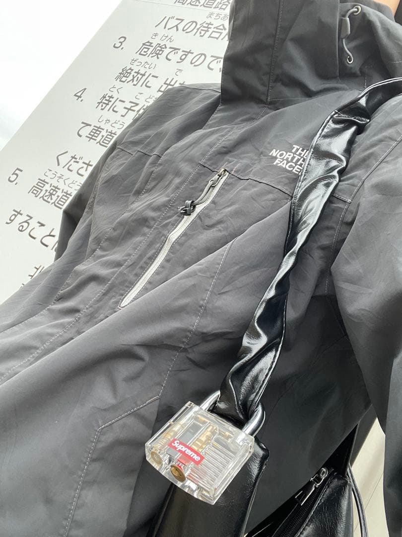 THE NORTH FACE ダークグレー マウンテンパーカー