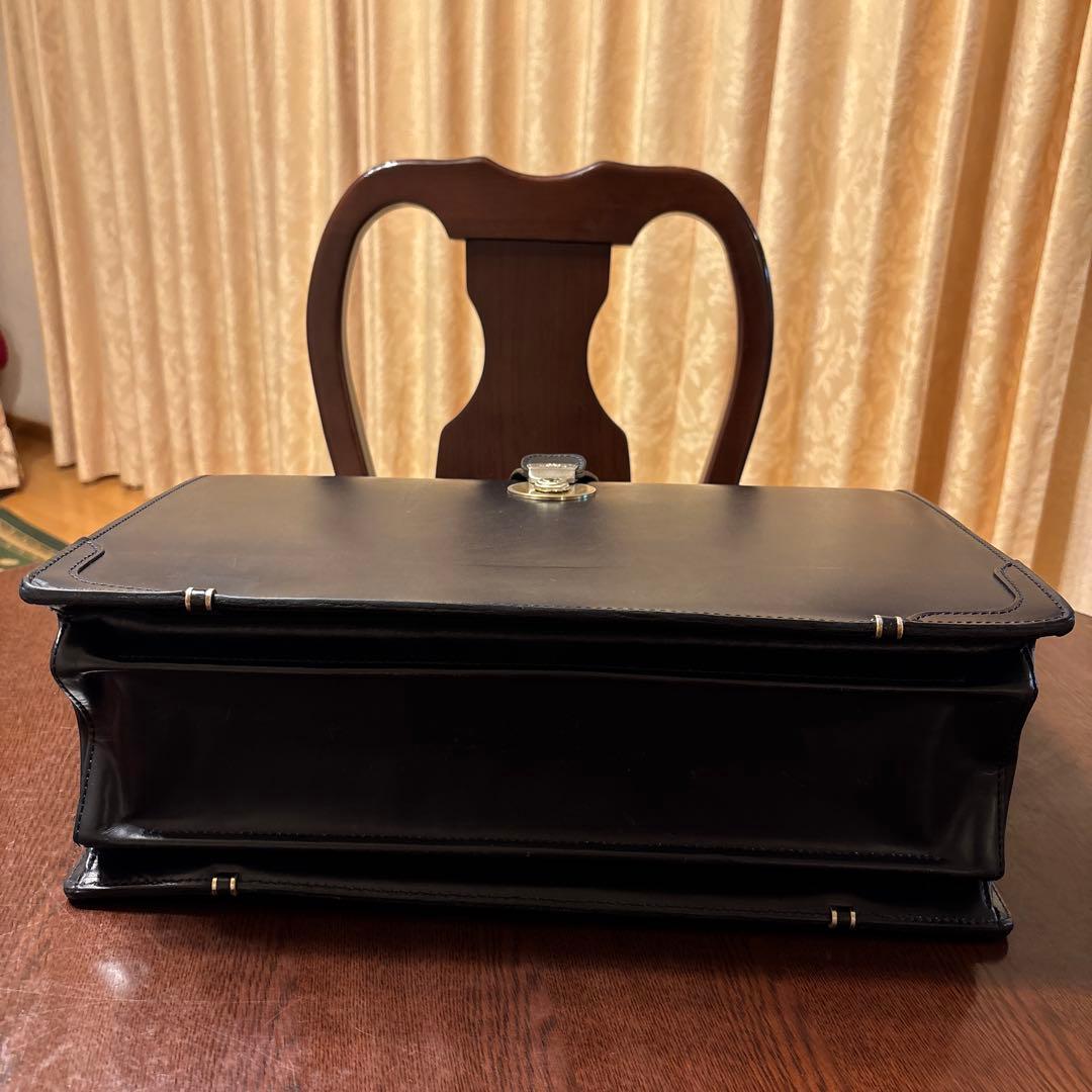 クリスマスセール‼️ココマイスター ダレスバッグ ブライドルレザー ネイビー