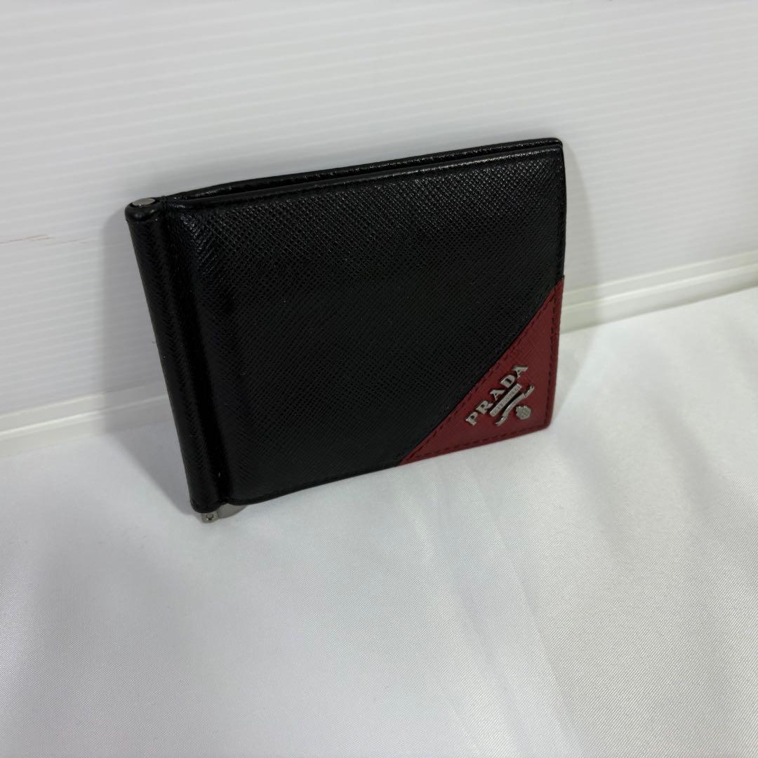 【美品】【希少】プラダ マネークリップ メタル サフィアーノレザー 財布