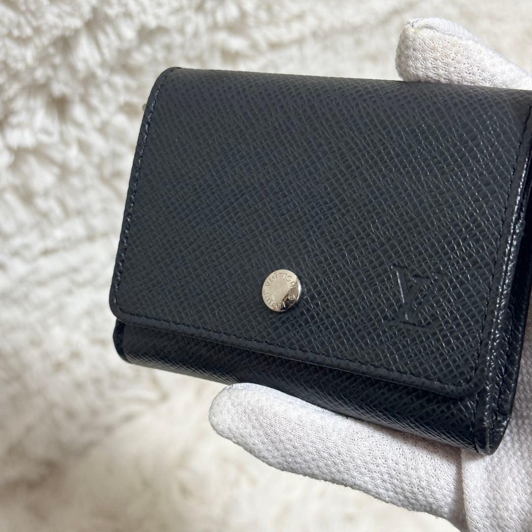 ルイヴィトン　タイガ　カードケース　ブラック　レザー