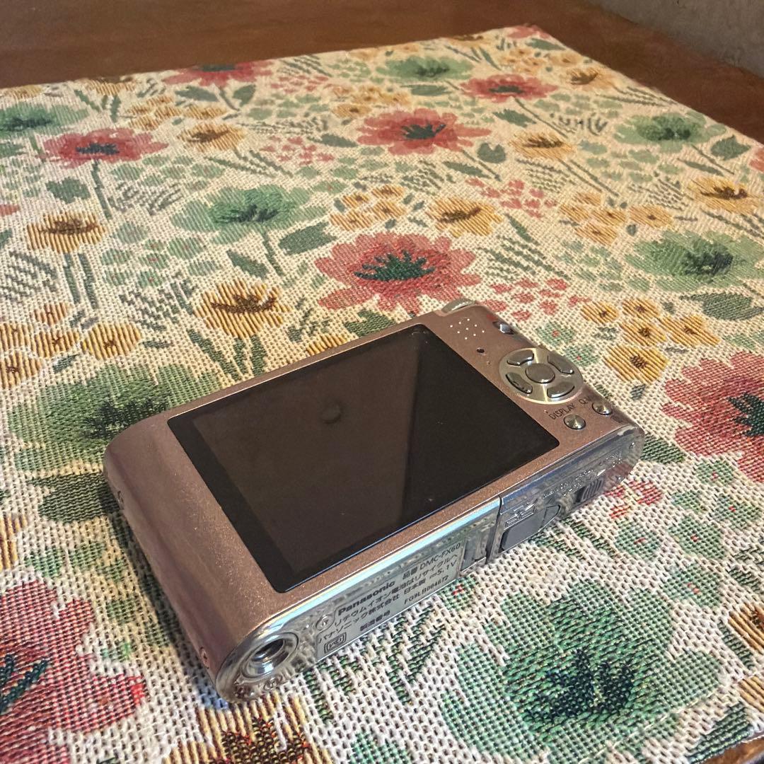 デジタルカメラ Panasonic LUMIX DMC-FX60